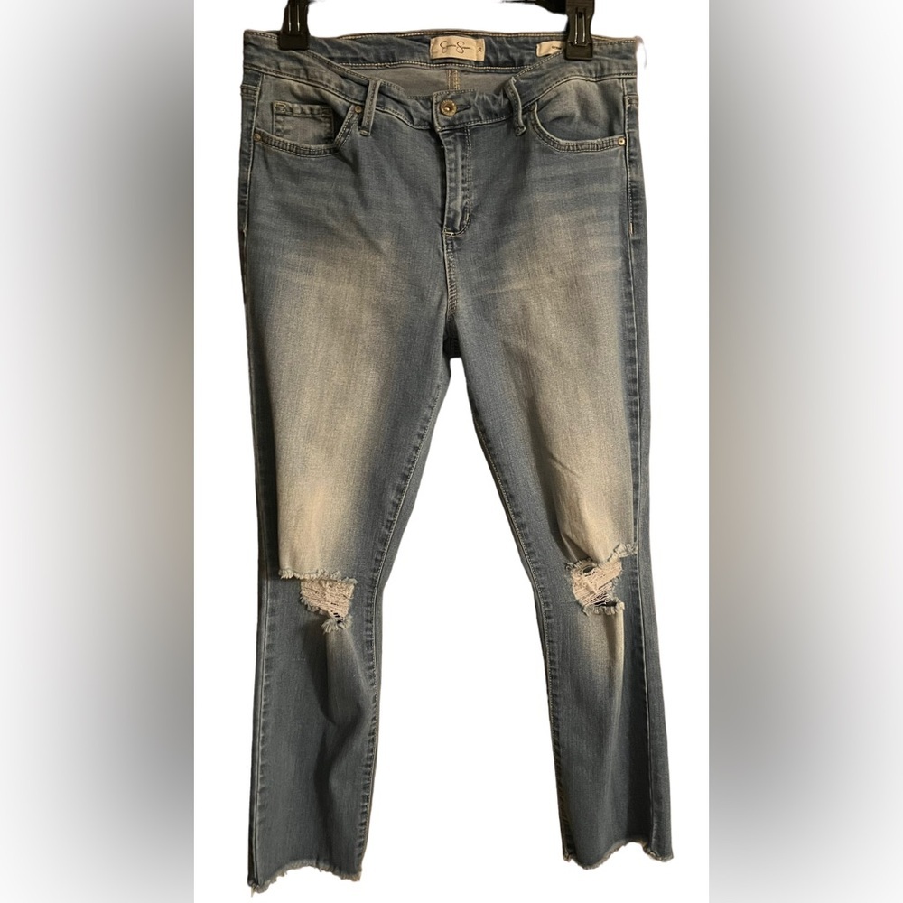 Jessica Simpson Blue Denim Ankle/Cropped Jeans